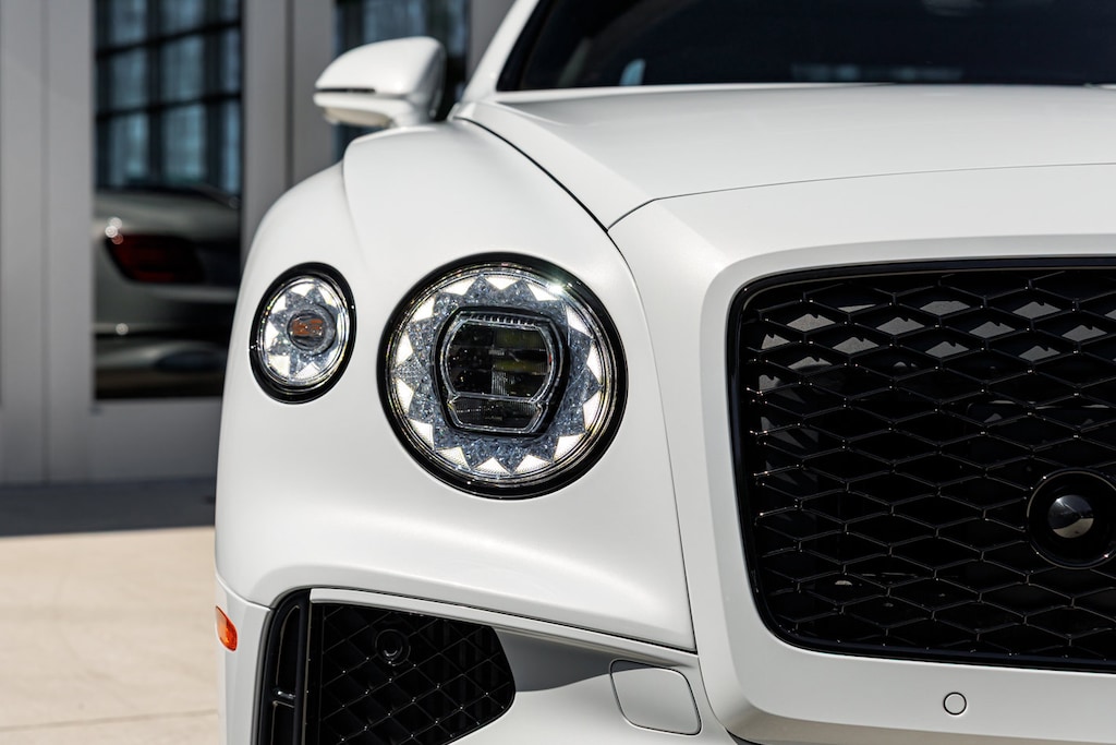 Used 2026 Bentley Flying Spur V8 Sedan