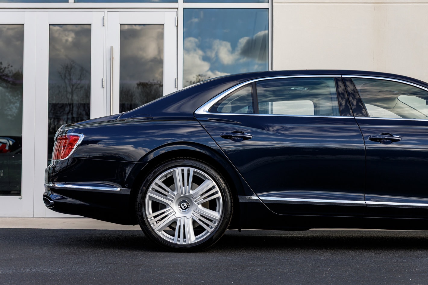 2026 Bentley Flying Spur Azure - Photo 15