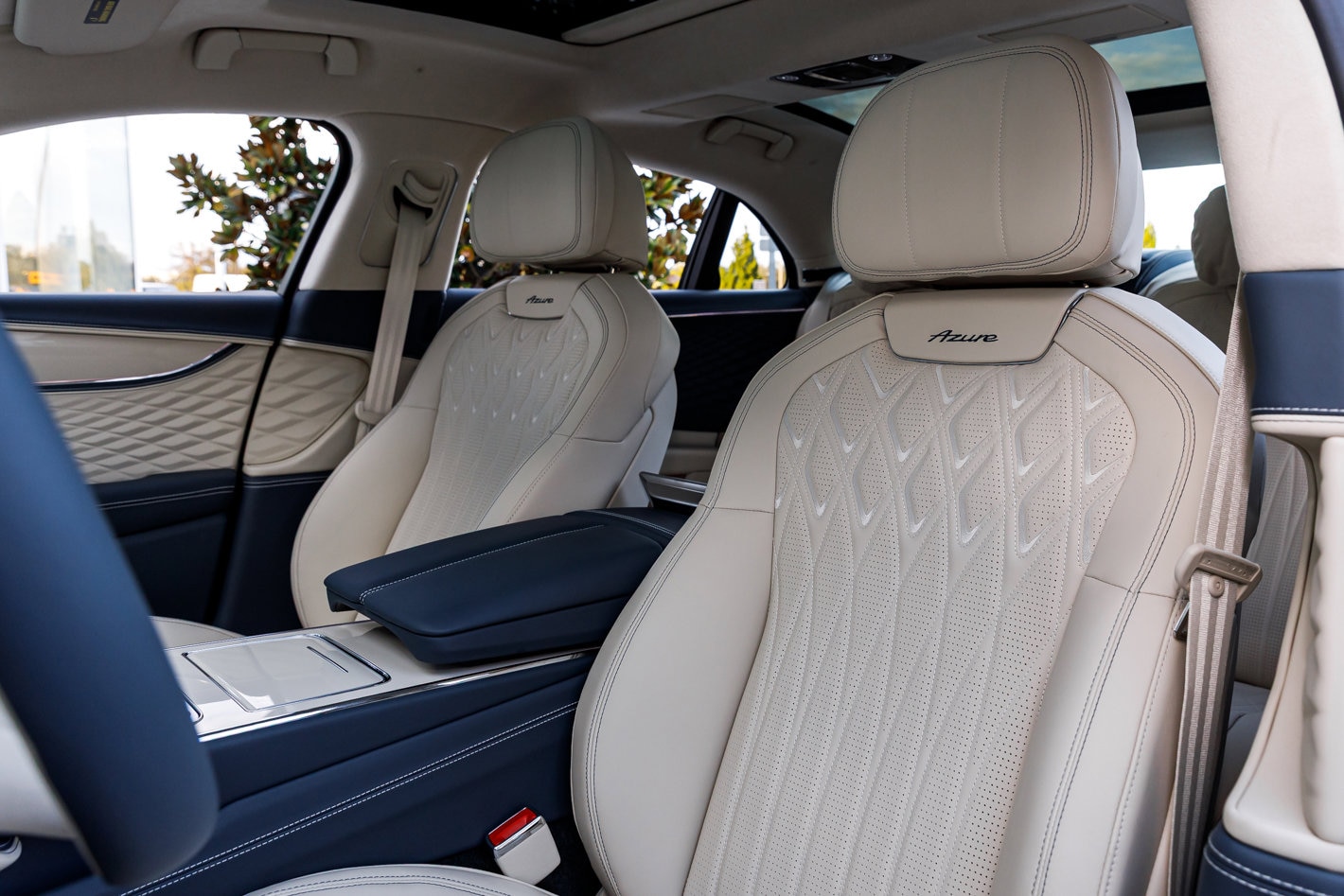 2026 Bentley Flying Spur Azure - Photo 30