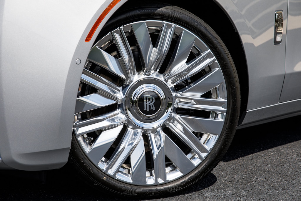 New 2027 Rolls-Royce Ghost Sedan