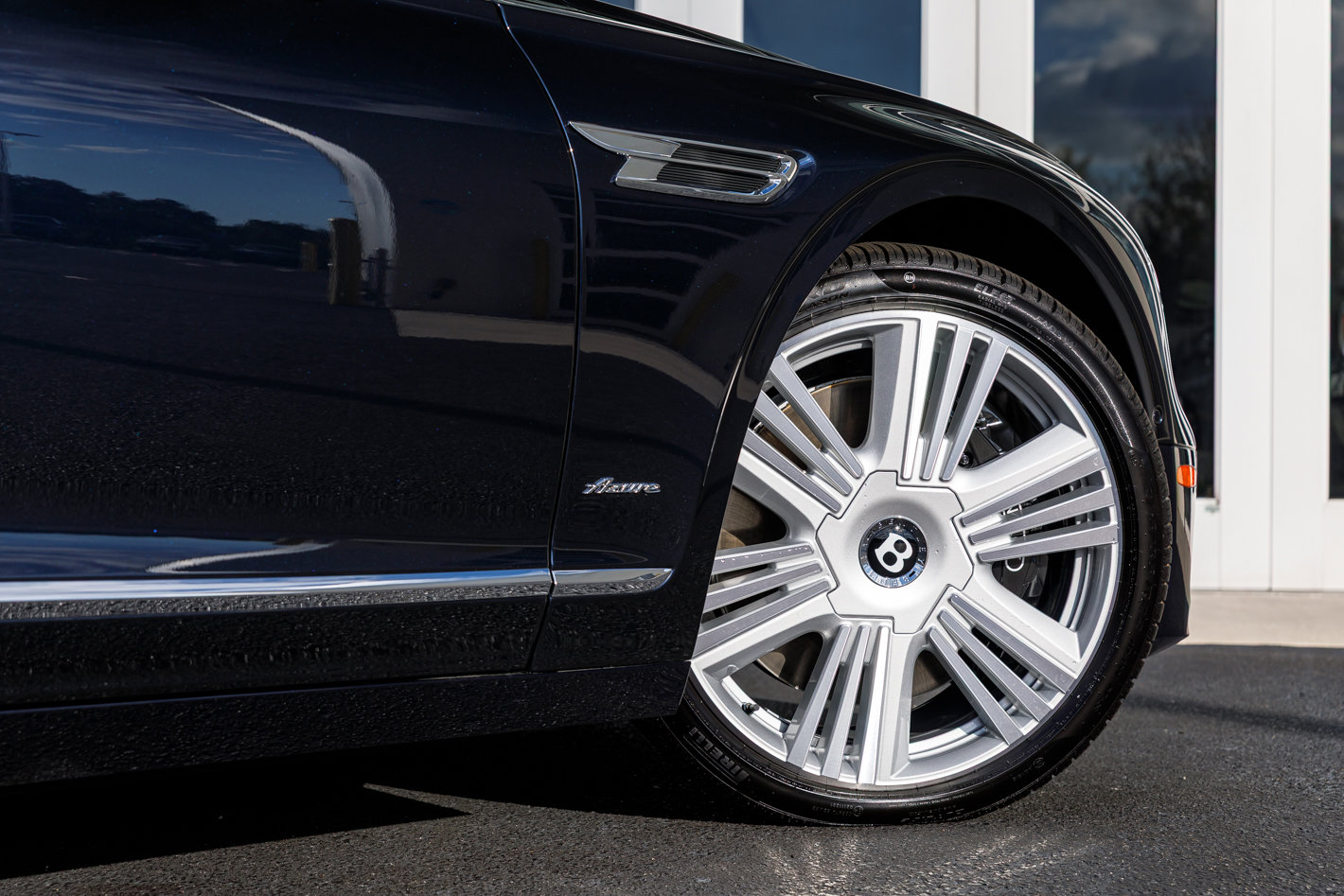 2026 Bentley Flying Spur Azure - Photo 14