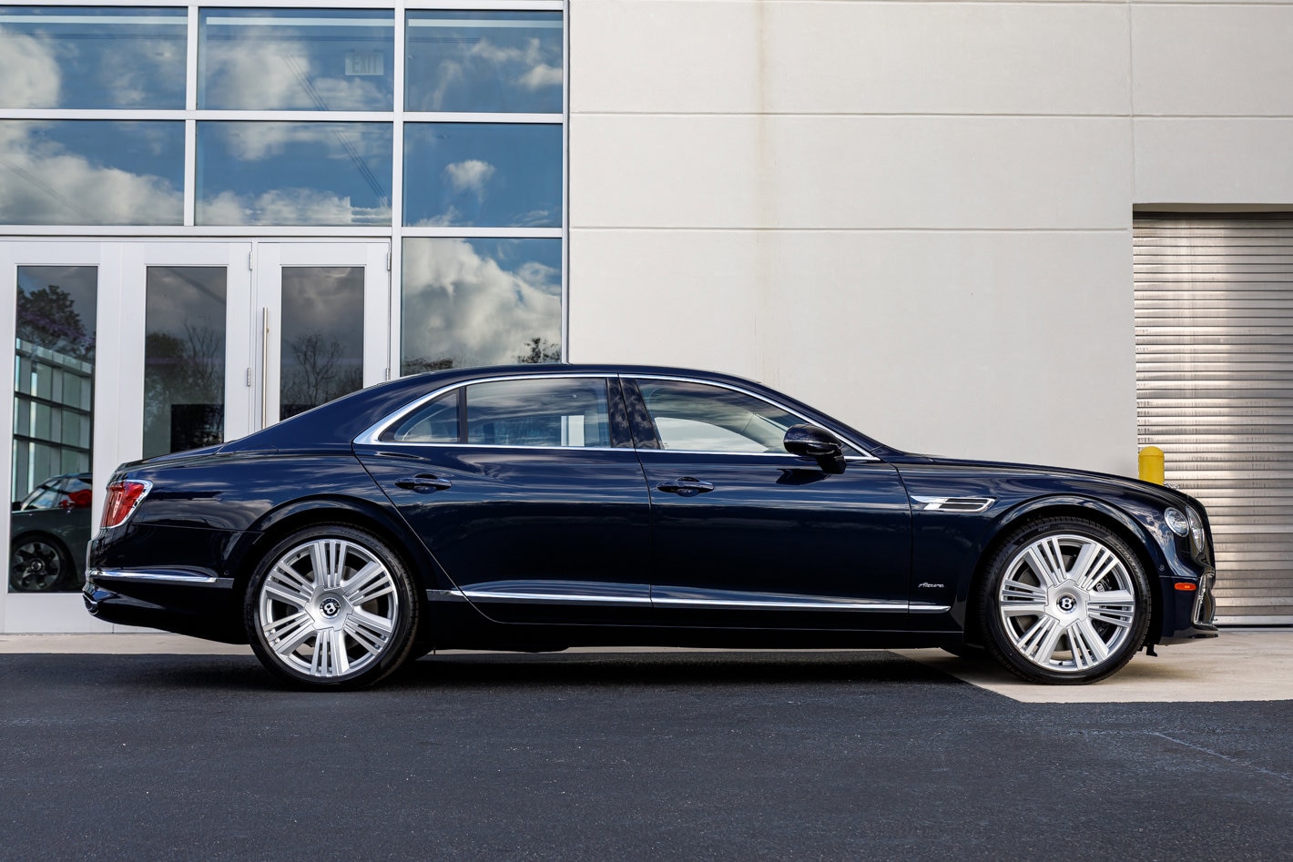 2026 Bentley Flying Spur Azure - Photo 19