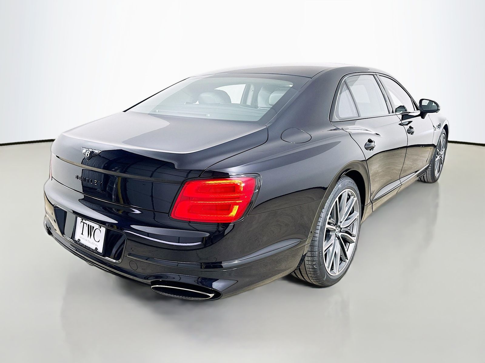 2026 Bentley Flying Spur Azure - Photo 9