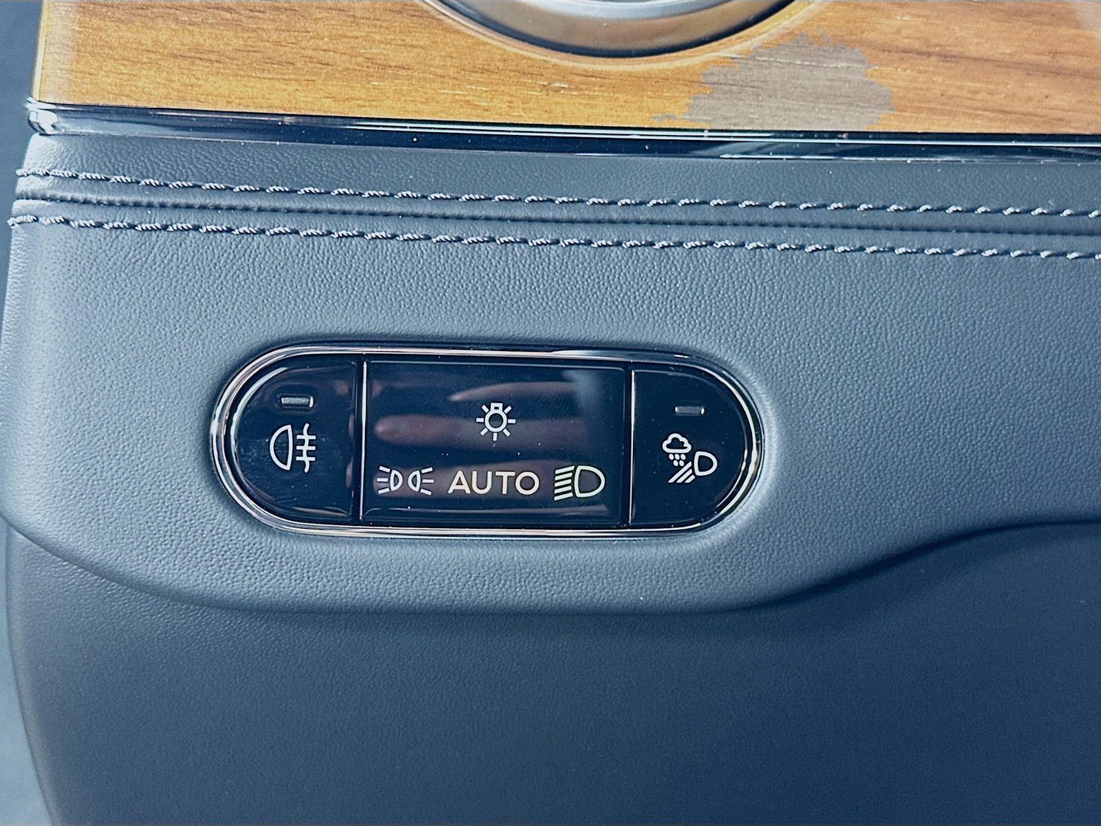 2026 Bentley Continental GT Base - Photo 13