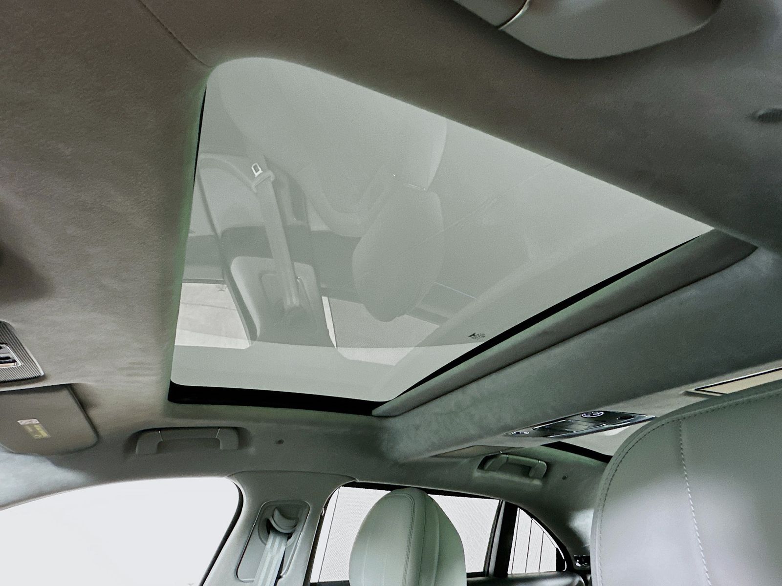 2026 Bentley Flying Spur Azure - Photo 33