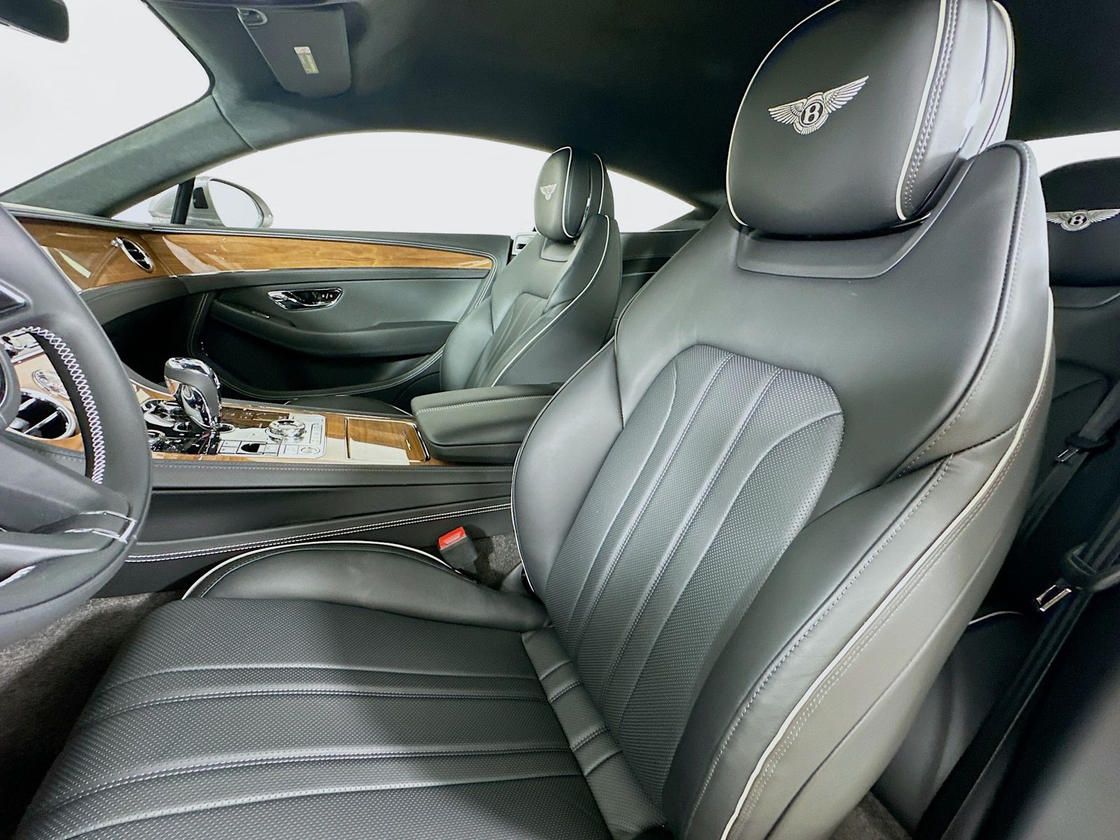 2026 Bentley Continental GT Base - Photo 29