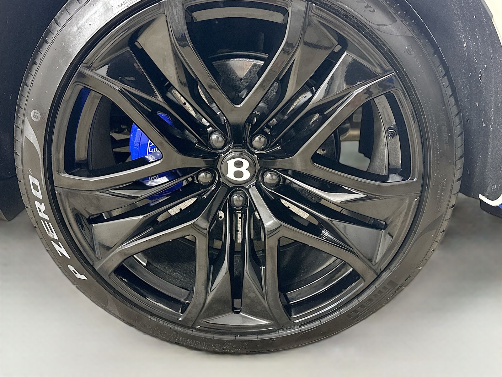2026 Bentley Bentayga Speed - Photo 62