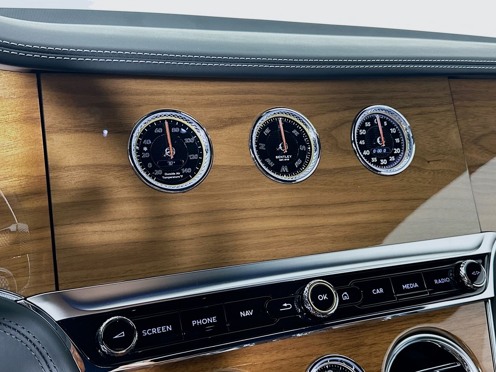 2026 Bentley Continental GT Base - Photo 31