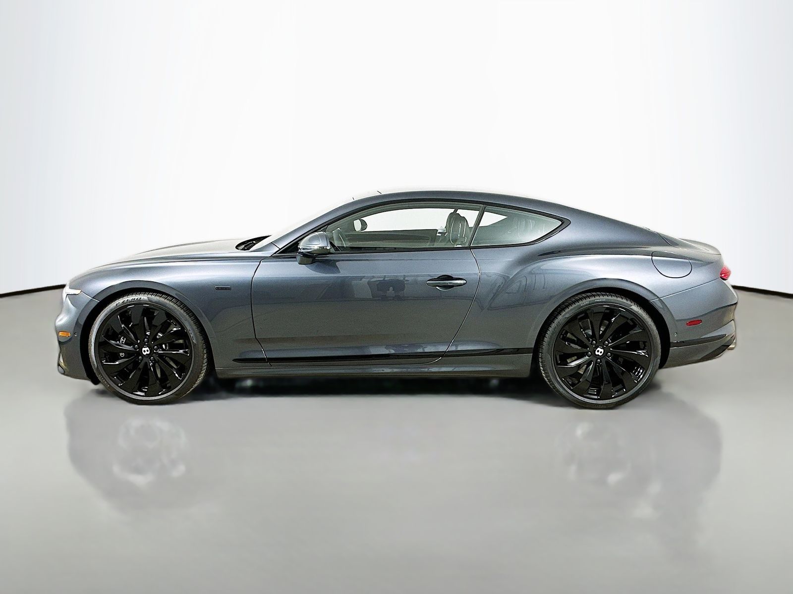 2025 Bentley Continental GT Black Edition - Photo 11