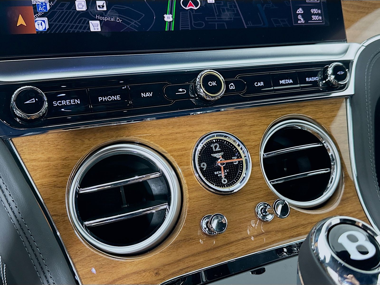 2026 Bentley Continental GT Base - Photo 30