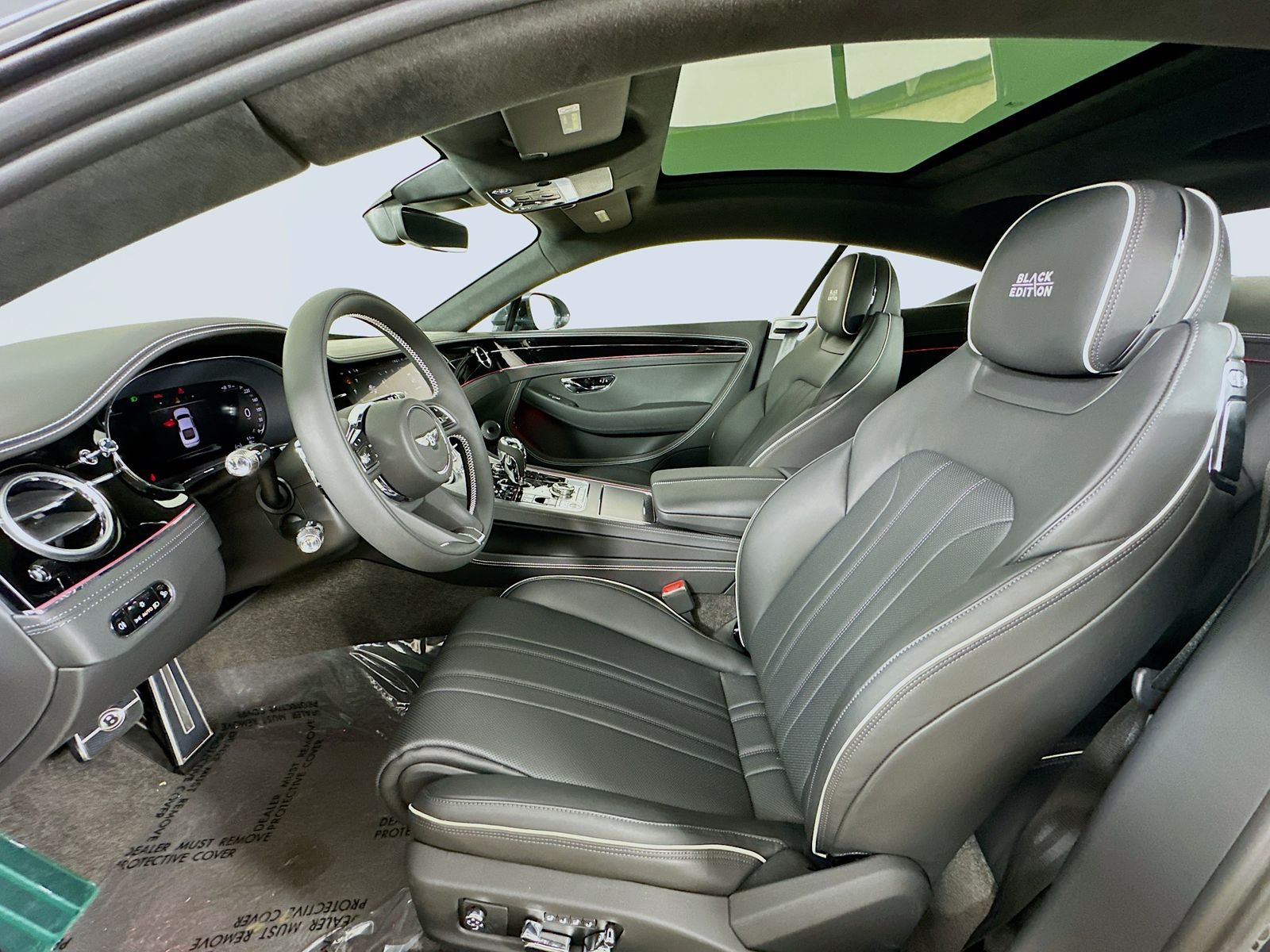 2025 Bentley Continental GT Black Edition - Photo 36
