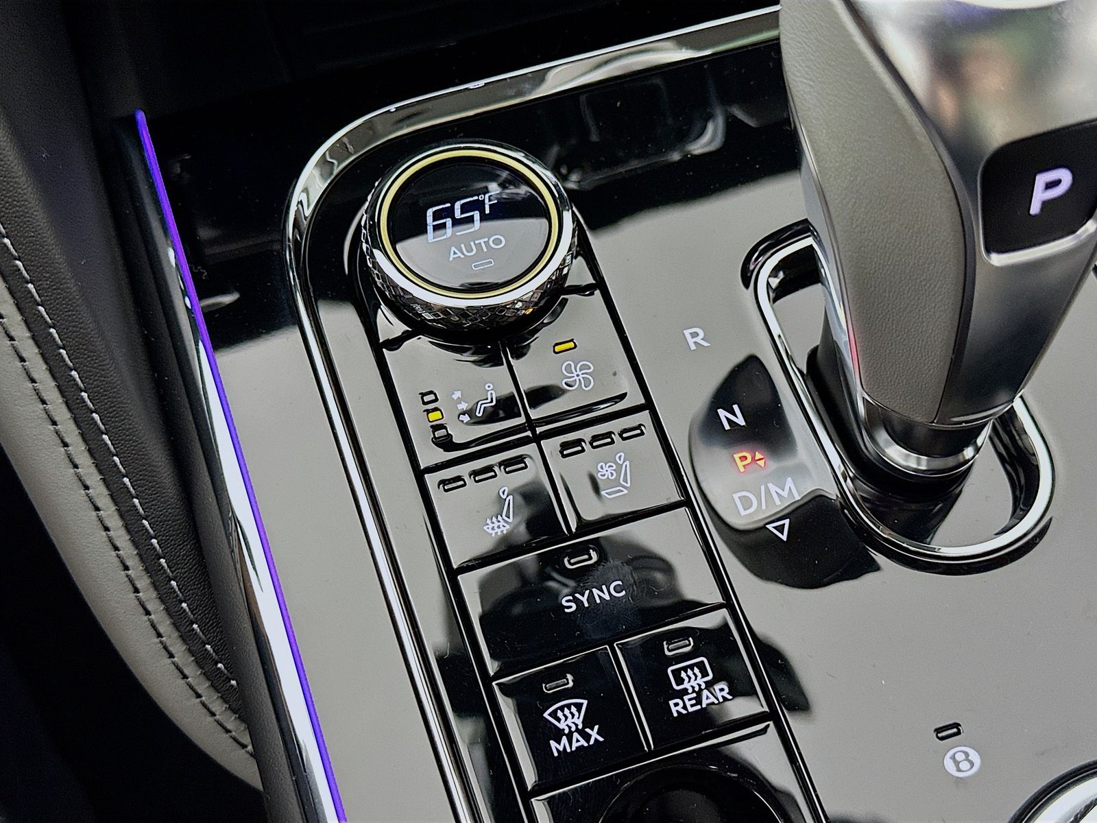 2026 Bentley Flying Spur Azure - Photo 29