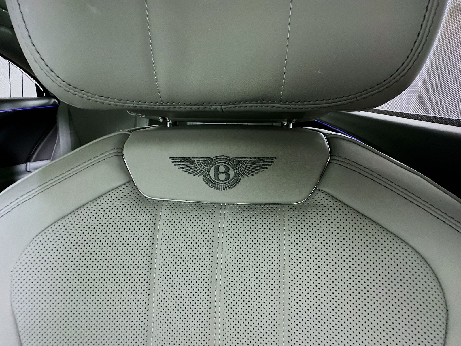 2026 Bentley Flying Spur Azure - Photo 42