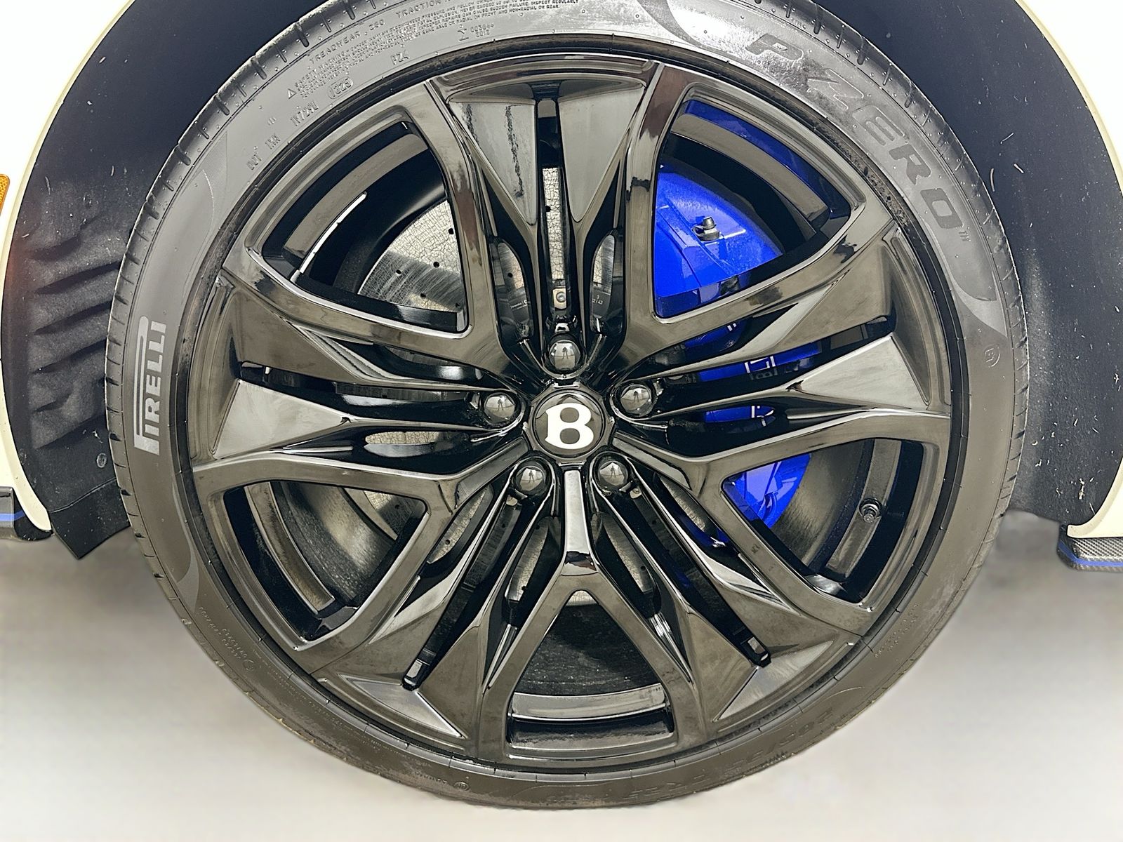 2026 Bentley Bentayga Speed - Photo 63
