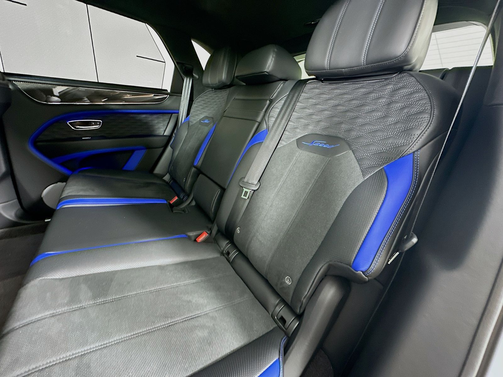2026 Bentley Bentayga Speed - Photo 36