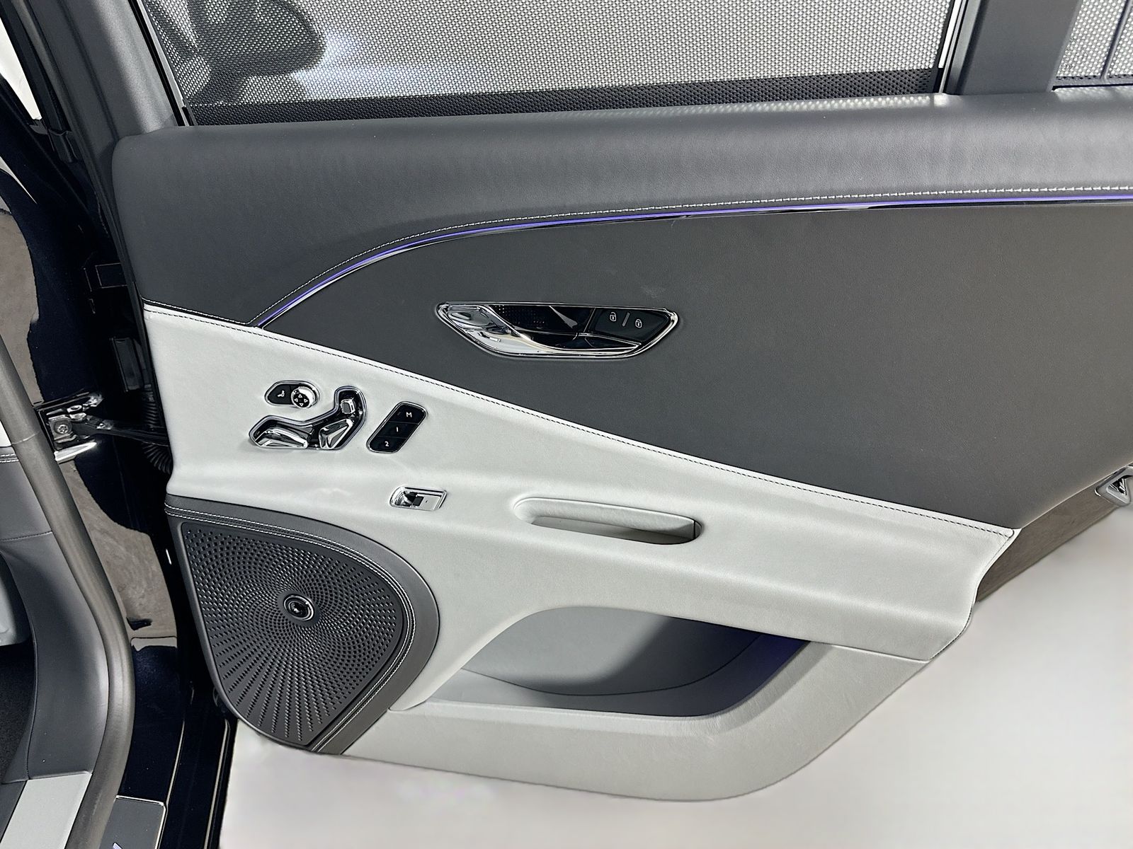 2026 Bentley Flying Spur Azure - Photo 46