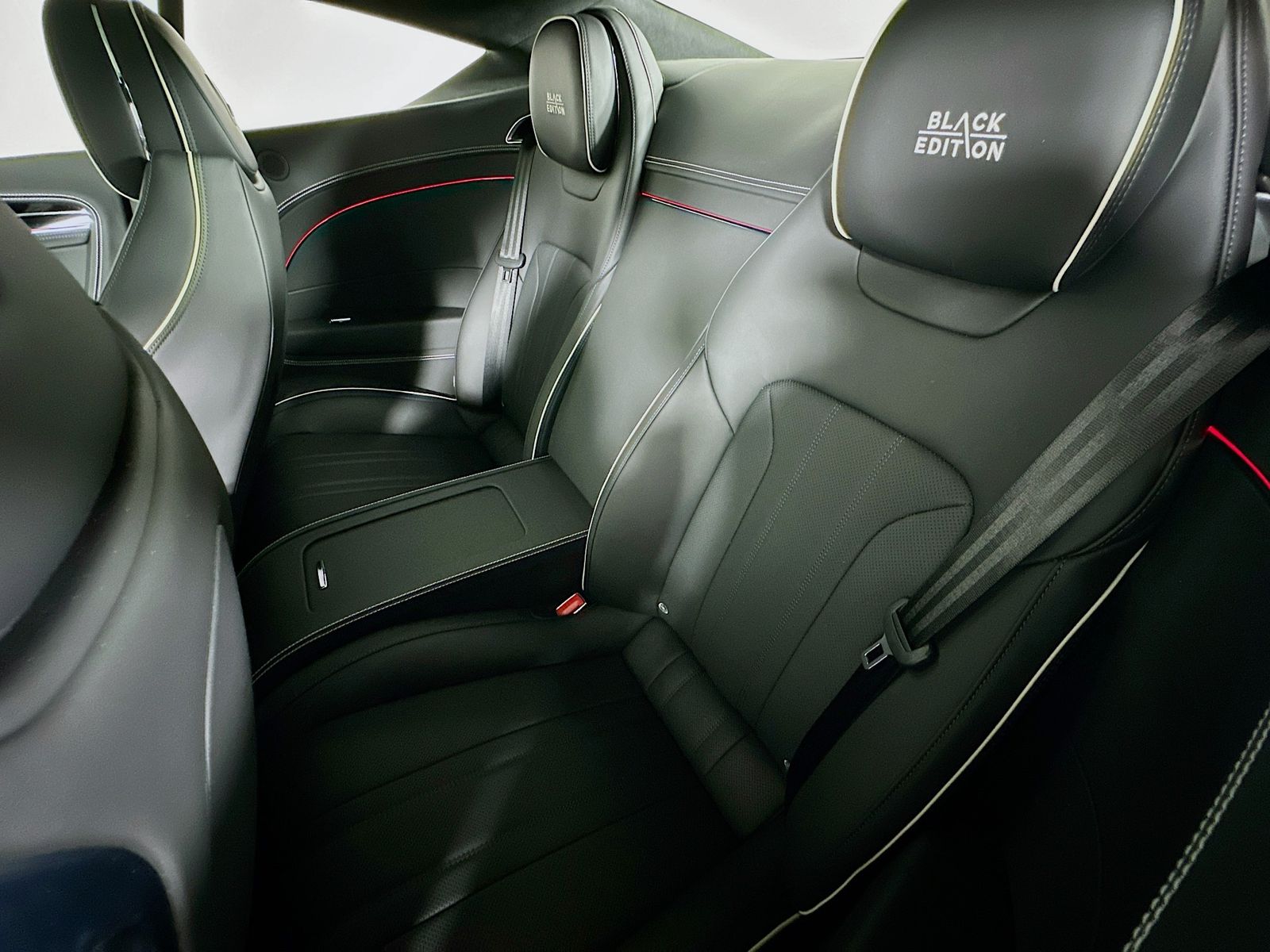 2025 Bentley Continental GT Black Edition - Photo 38