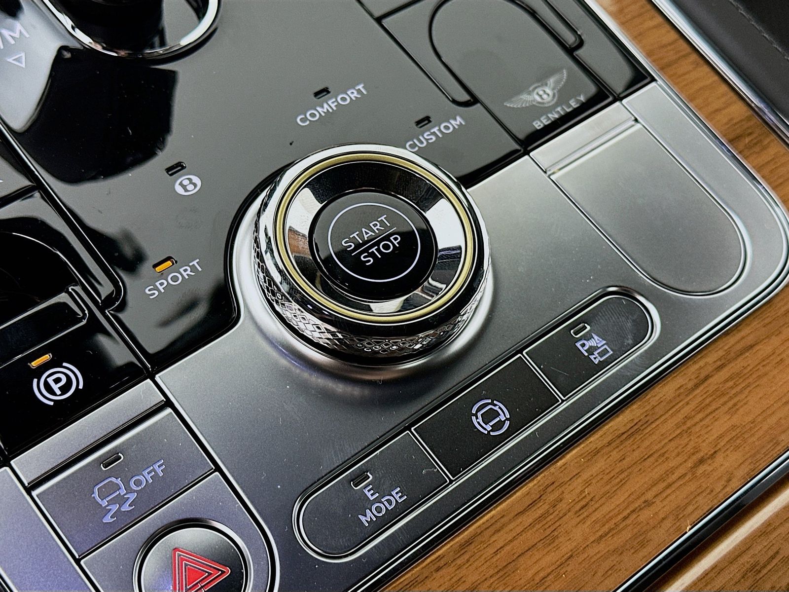 2026 Bentley Continental GT Base - Photo 19