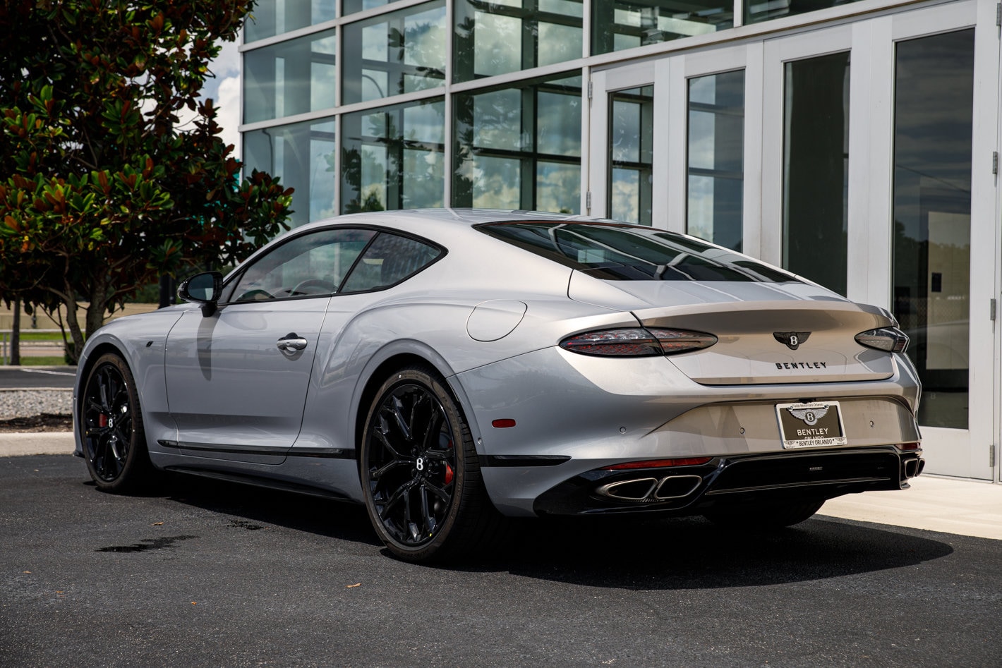 2026 Bentley Continental GT - Photo 12