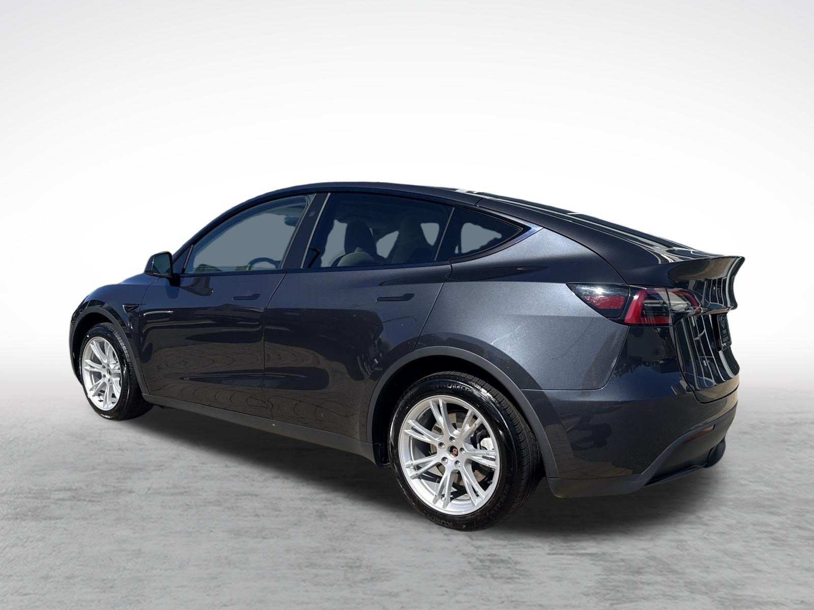 Used 2024 Tesla Model Y Long Range SUV