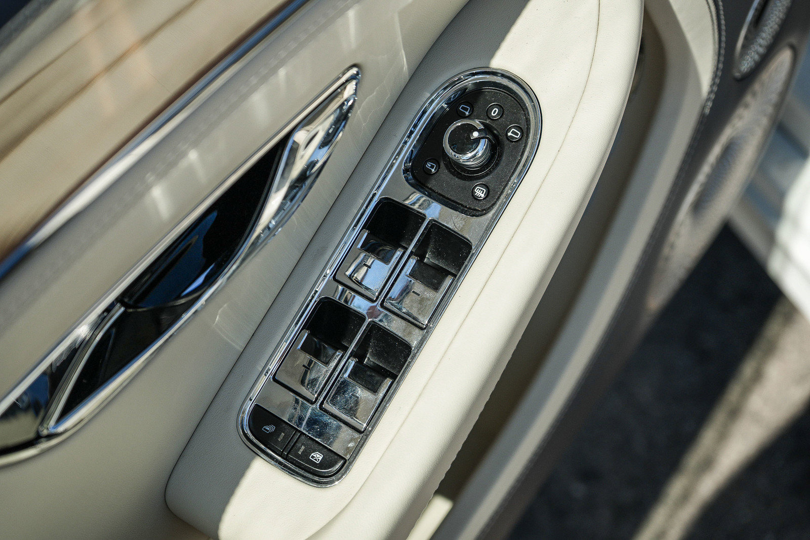 2026 Bentley Continental GT - Photo 21