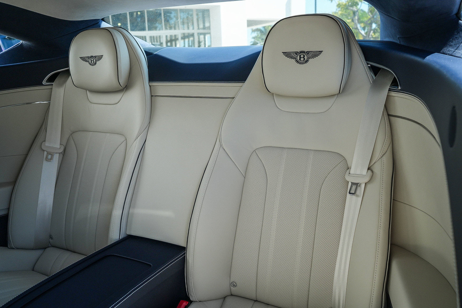 2026 Bentley Continental GT - Photo 19