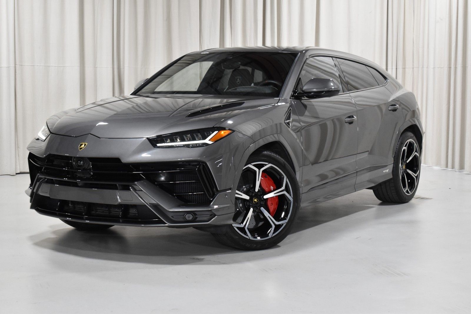2024 Lamborghini Urus