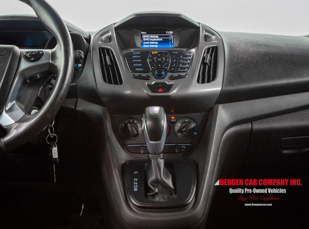 2017 Ford Transit Connect XLT - Photo 18