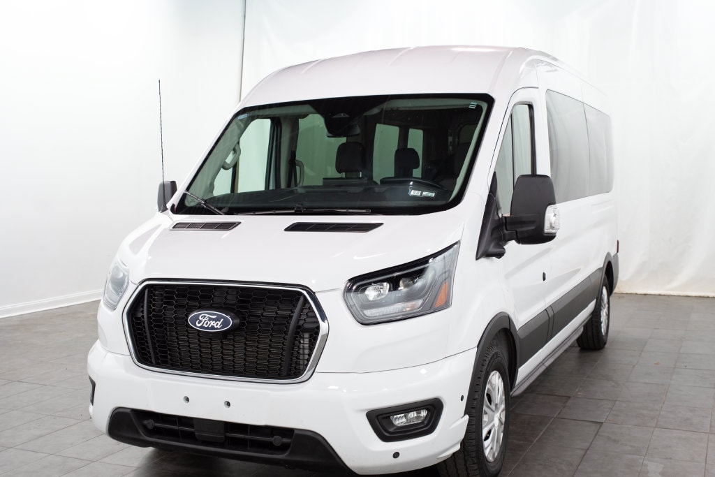 Used 2026 Ford Transit-350 XLT Wagon Medium Roof Van