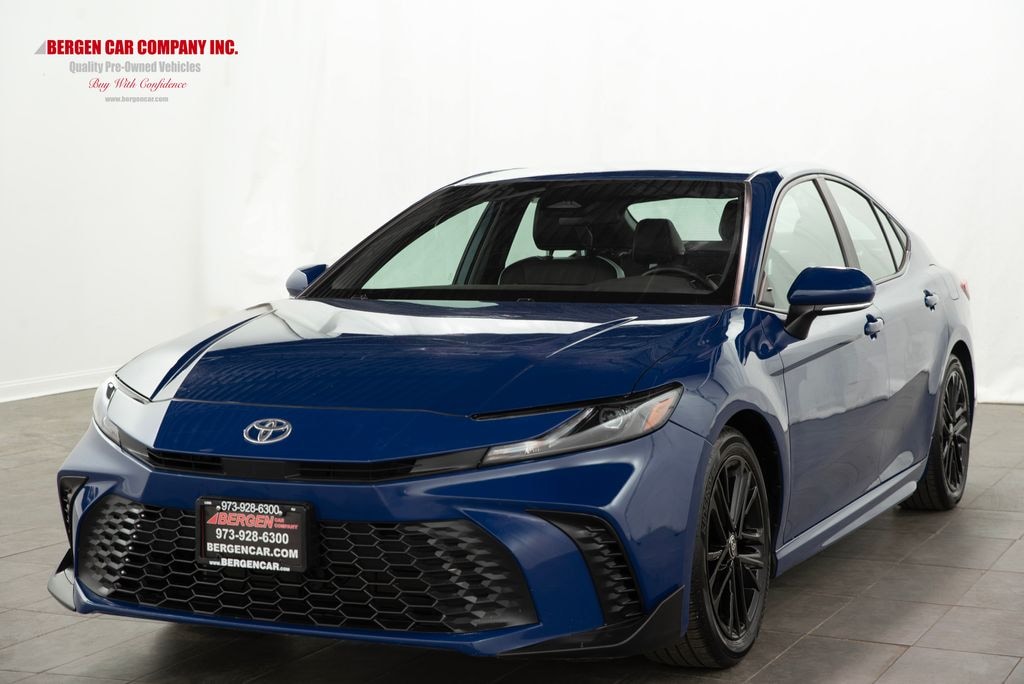 Used 2025 Toyota Camry SE Sedan