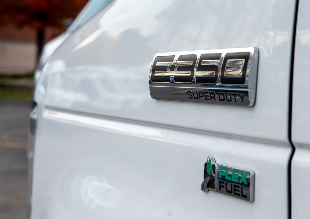 2014 Ford E-Series Cutaway Base - Photo 9