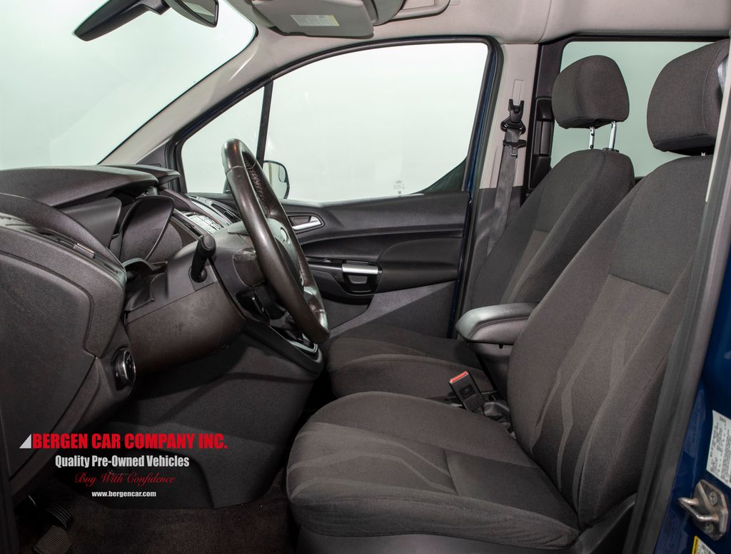 2017 Ford Transit Connect XLT - Photo 12