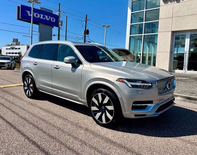  Volvo XC90 Recharge Plug-In Hybrid