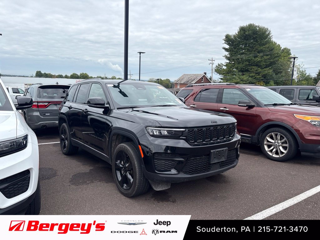 2023 Jeep Grand Cherokee Altitude