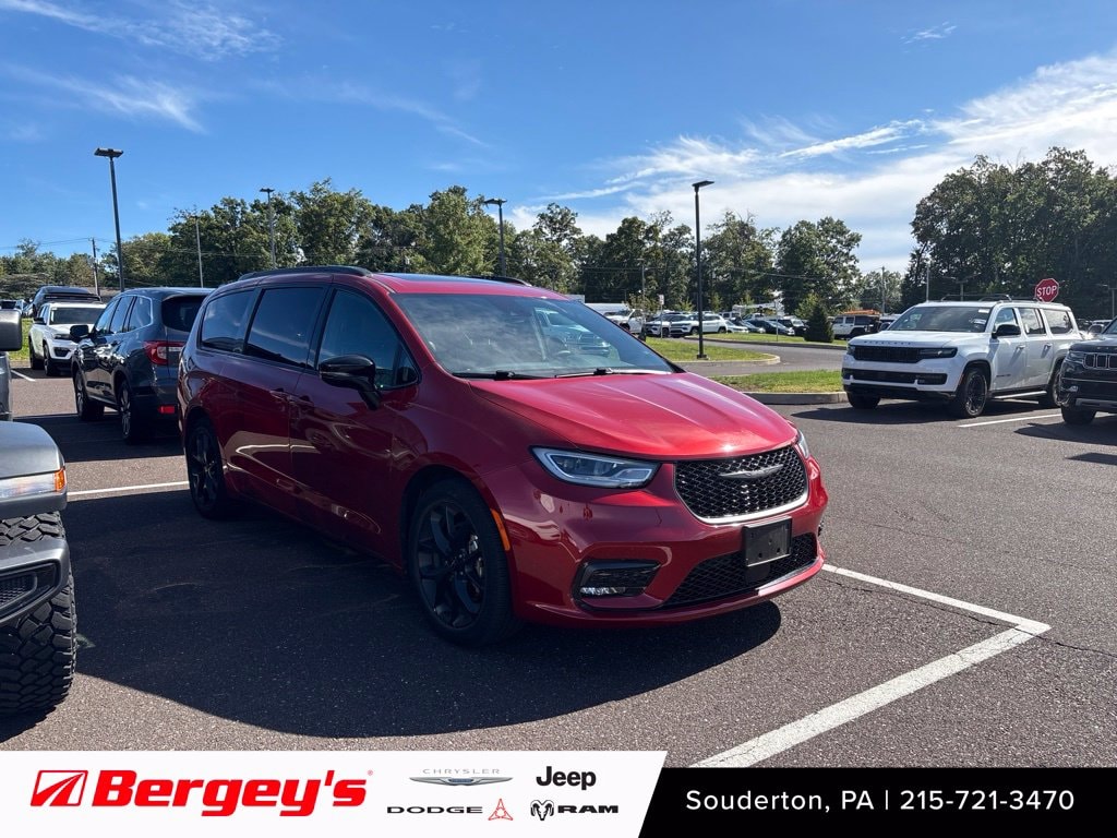 2025 Chrysler Pacifica Limited