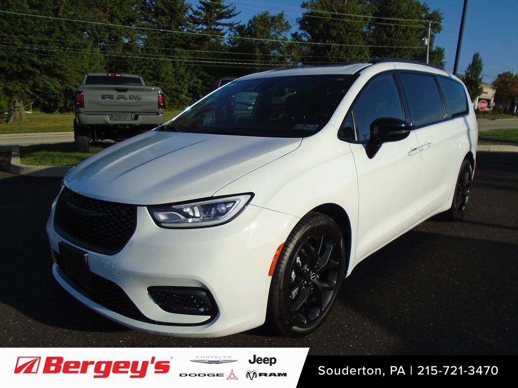 2026 Chrysler Pacifica Limited