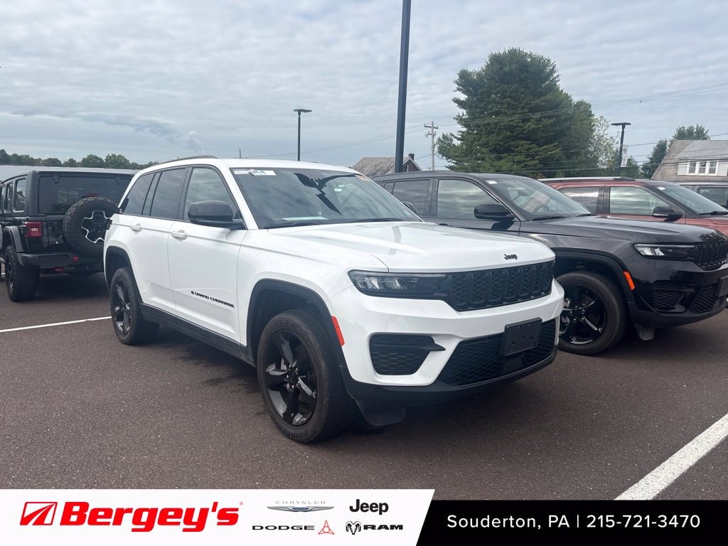 2023 Jeep Grand Cherokee Altitude
