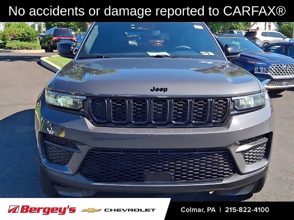 Used 2024 Jeep Grand Cherokee Altitude 4x4 SUV