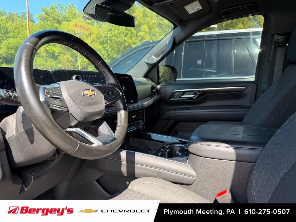 Used 2025 Chevrolet Tahoe LS SUV