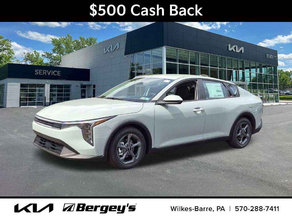2026 Kia K4 LXS