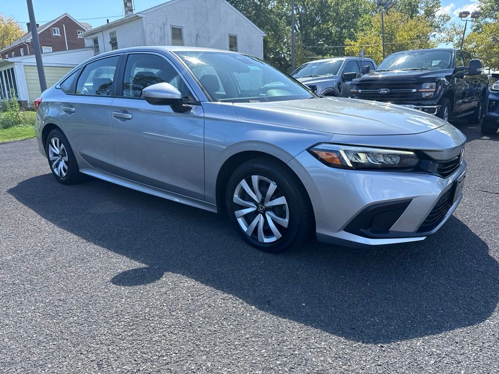 2024 Honda Civic LX Sedan | Lunar Silver Metallic | Bergey's in