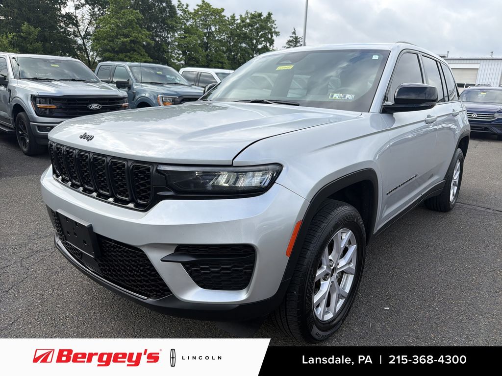 2023 Jeep Grand Cherokee Altitude
