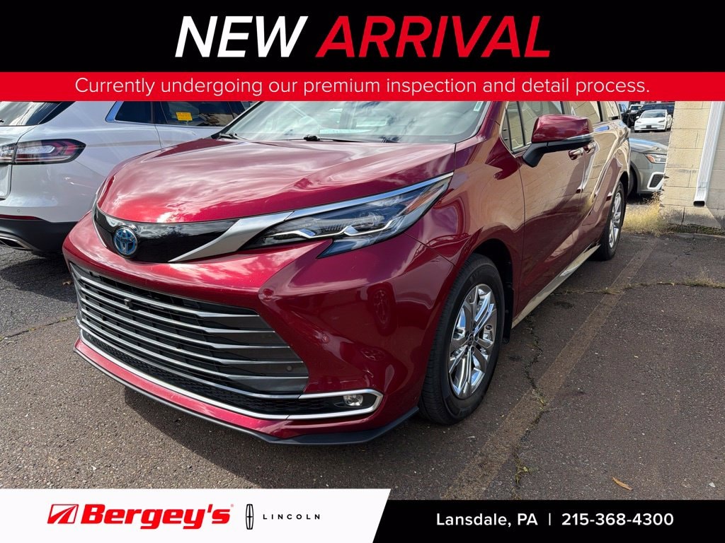 2024 Toyota Sienna Platinum