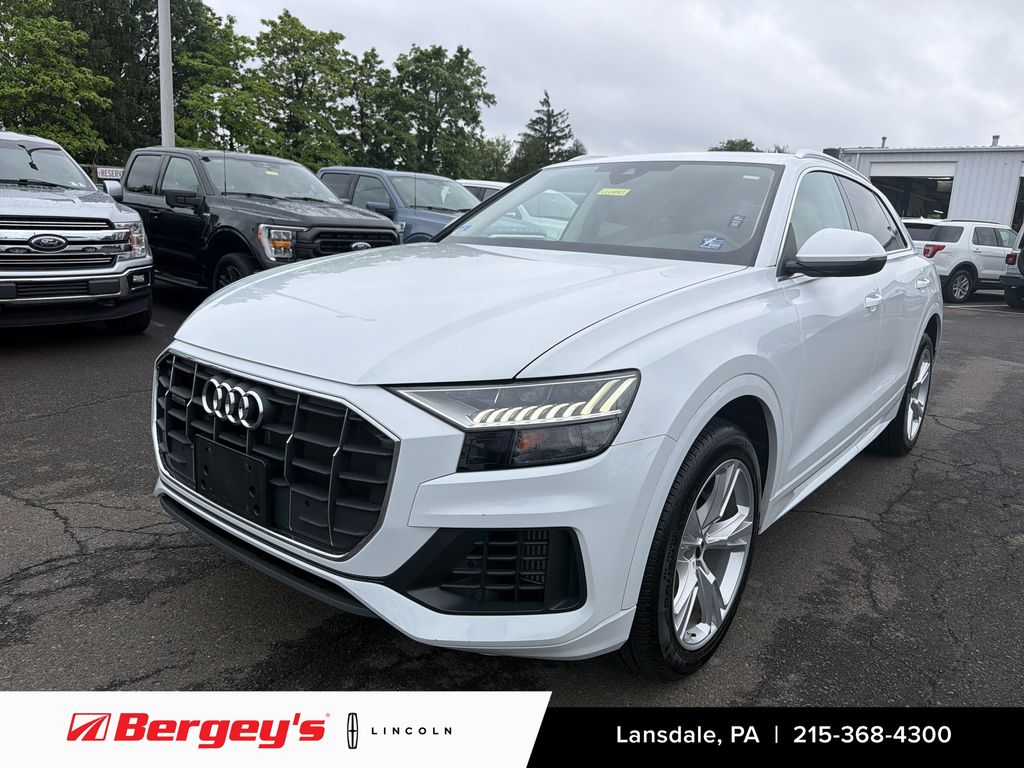 2023 Audi Q8 Premium