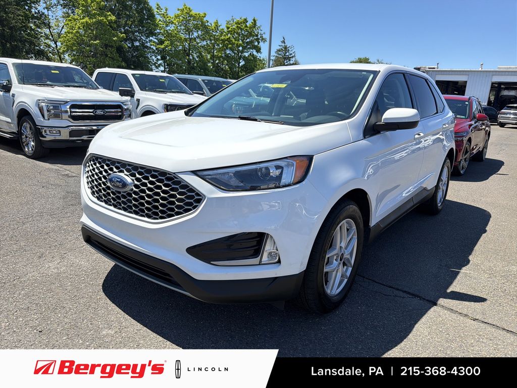 2023 Ford Edge
