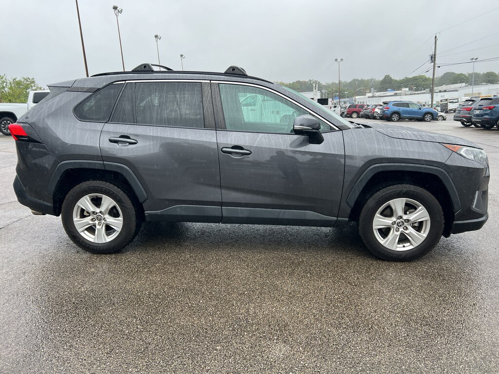 Used 2021 Toyota RAV4 XLE SUV