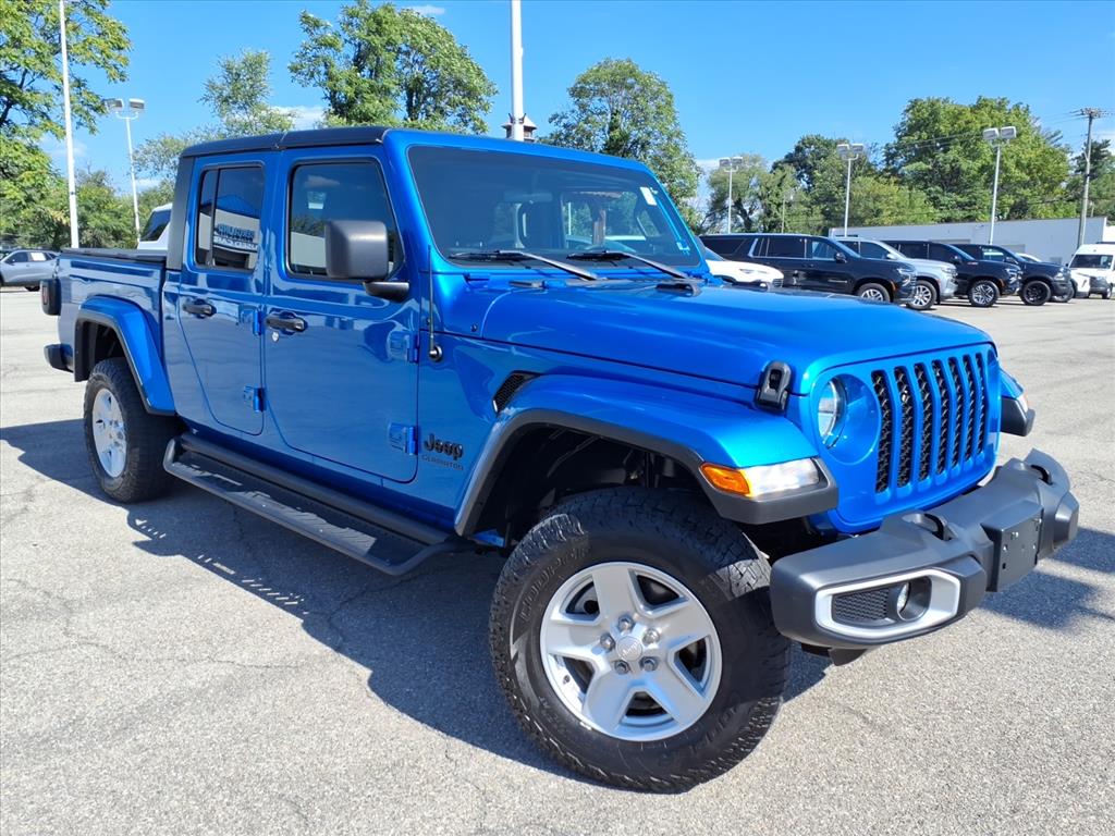 Used 2022 Jeep Gladiator Sport S 4x4 Truck