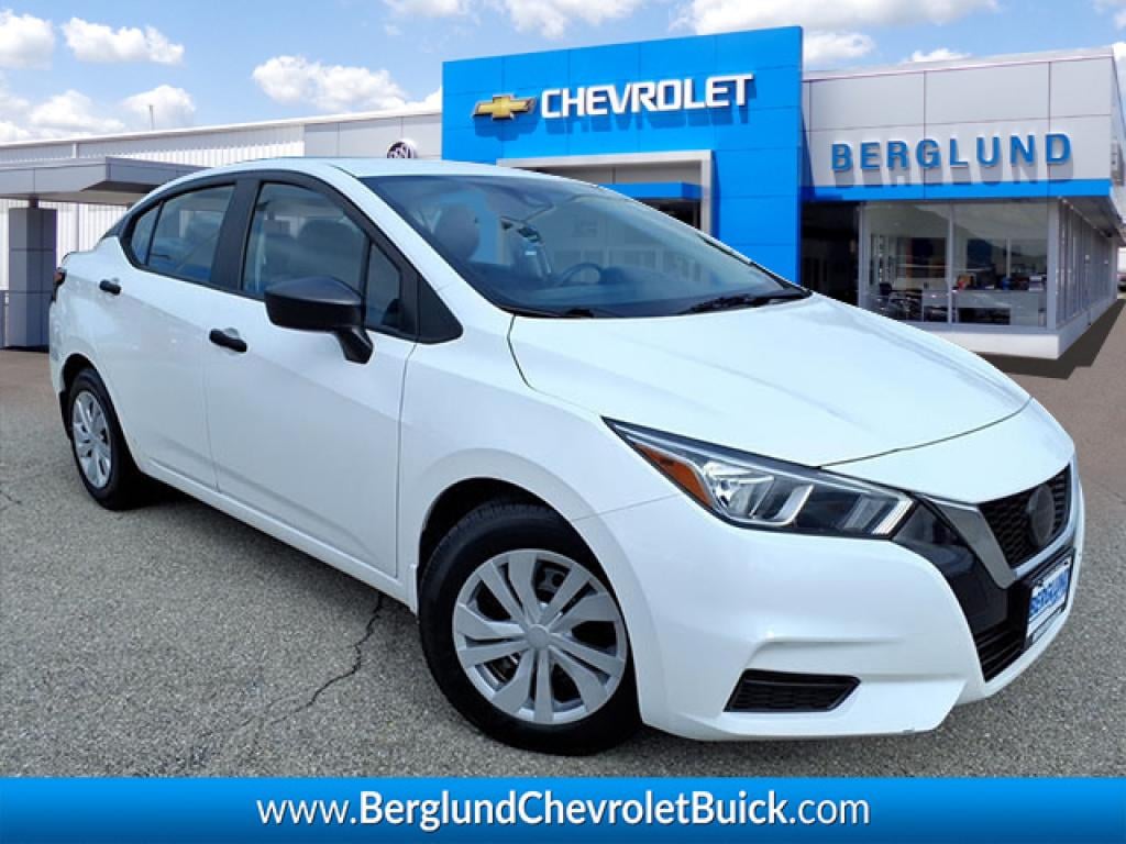 Used 2021 Nissan Versa S Xtronic CVT Sedan