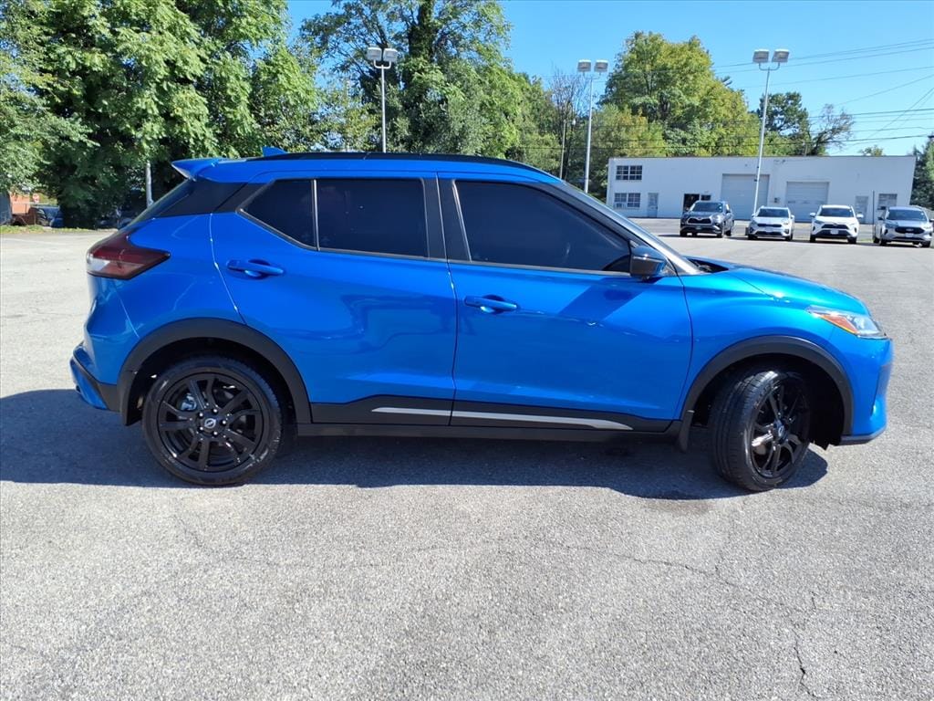 Used 2023 Nissan Kicks SR Xtronic CVT SUV