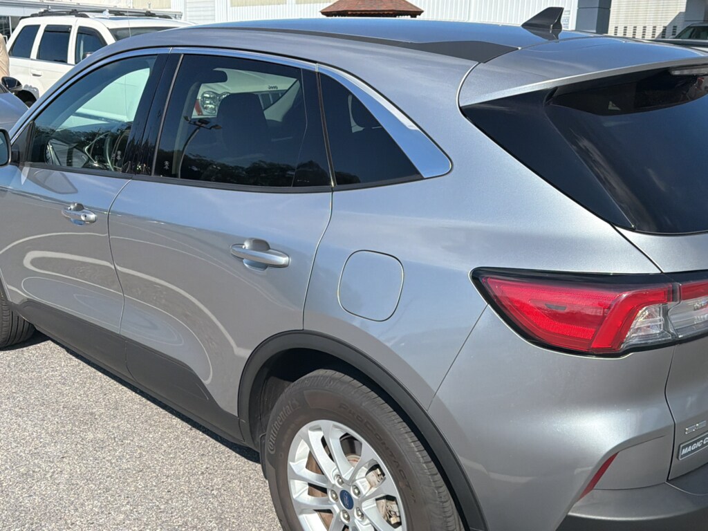 Used 2021 Ford Escape SE SUV